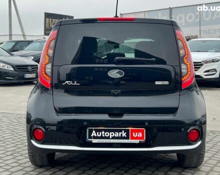 Черный Киа Soul, объемом двигателя 0 л и пробегом 100 тыс. км за 9790 $, фото 6 на Automoto.ua