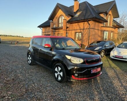 Черный Киа Soul, объемом двигателя 0 л и пробегом 134 тыс. км за 5600 $, фото 2 на Automoto.ua