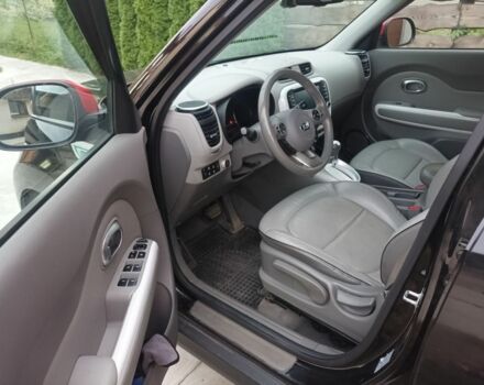 Чорний Кіа Soul, об'ємом двигуна 0 л та пробігом 200 тис. км за 8800 $, фото 3 на Automoto.ua