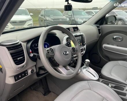 Черный Киа Soul, объемом двигателя 0 л и пробегом 100 тыс. км за 9790 $, фото 16 на Automoto.ua