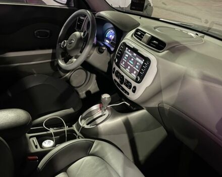 Черный Киа Soul, объемом двигателя 0 л и пробегом 2 тыс. км за 6900 $, фото 3 на Automoto.ua