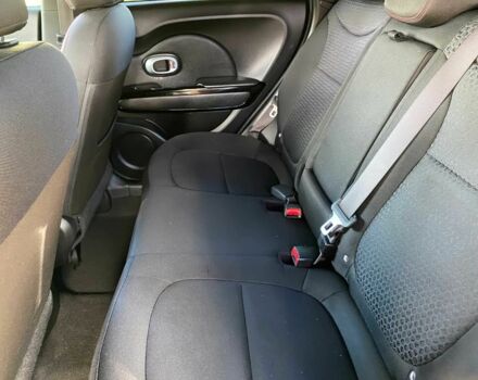 Черный Киа Soul, объемом двигателя 2 л и пробегом 74 тыс. км за 3500 $, фото 10 на Automoto.ua