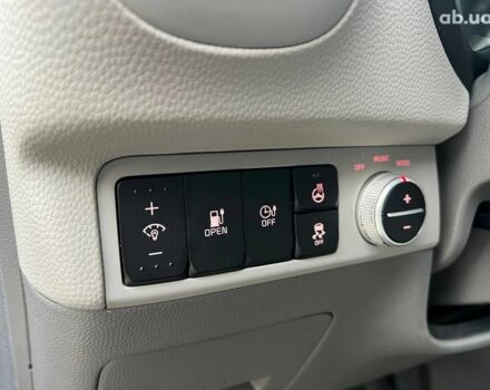 Черный Киа Soul, объемом двигателя 0 л и пробегом 100 тыс. км за 9790 $, фото 19 на Automoto.ua