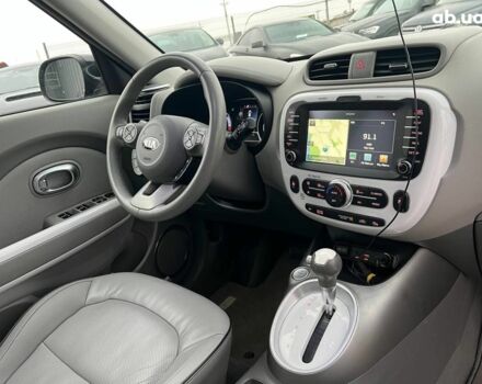 Черный Киа Soul, объемом двигателя 0 л и пробегом 100 тыс. км за 9790 $, фото 40 на Automoto.ua