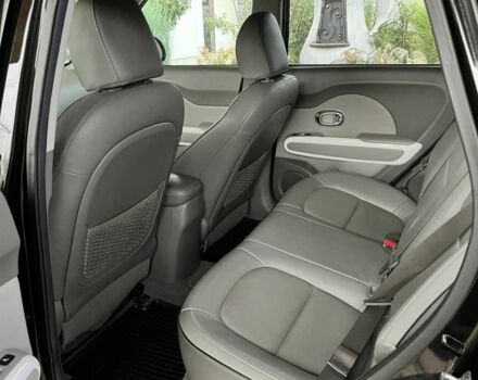 Черный Киа Soul, объемом двигателя 0 л и пробегом 135 тыс. км за 8500 $, фото 5 на Automoto.ua