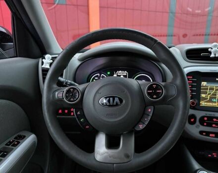 Черный Киа Soul, объемом двигателя 0 л и пробегом 100 тыс. км за 8790 $, фото 13 на Automoto.ua