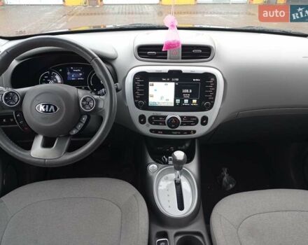 Чорний Кіа Soul, об'ємом двигуна 0 л та пробігом 65 тис. км за 9500 $, фото 4 на Automoto.ua