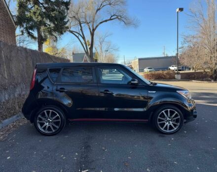 Черный Киа Soul, объемом двигателя 1.6 л и пробегом 65 тыс. км за 6000 $, фото 7 на Automoto.ua