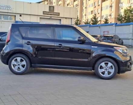Черный Киа Soul, объемом двигателя 1.6 л и пробегом 112 тыс. км за 15990 $, фото 3 на Automoto.ua