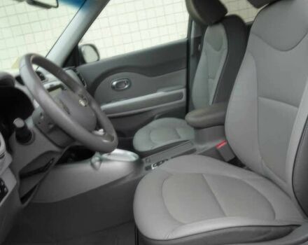 Черный Киа Soul, объемом двигателя 0 л и пробегом 54 тыс. км за 7600 $, фото 7 на Automoto.ua