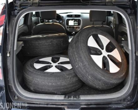 Черный Киа Soul, объемом двигателя 0 л и пробегом 79 тыс. км за 7100 $, фото 7 на Automoto.ua