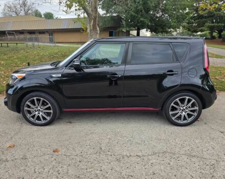 Черный Киа Soul, объемом двигателя 1.6 л и пробегом 43 тыс. км за 7000 $, фото 3 на Automoto.ua