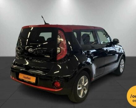 Чорний Кіа Soul, об'ємом двигуна 0 л та пробігом 50 тис. км за 11700 $, фото 2 на Automoto.ua