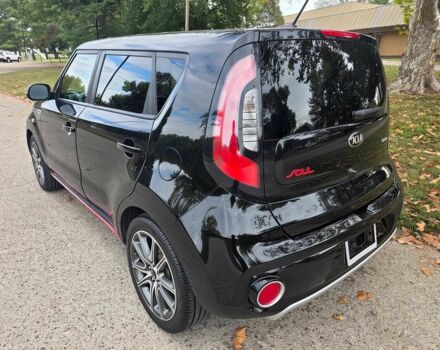 Черный Киа Soul, объемом двигателя 1.6 л и пробегом 43 тыс. км за 7000 $, фото 6 на Automoto.ua