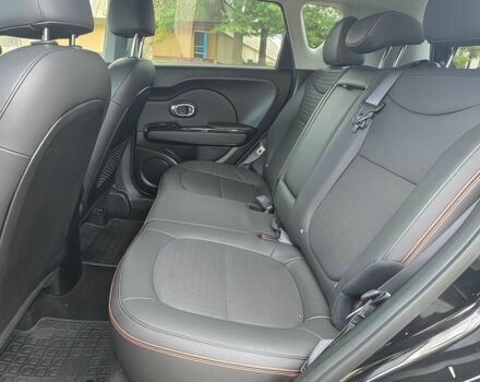 Черный Киа Soul, объемом двигателя 1.6 л и пробегом 43 тыс. км за 7000 $, фото 11 на Automoto.ua