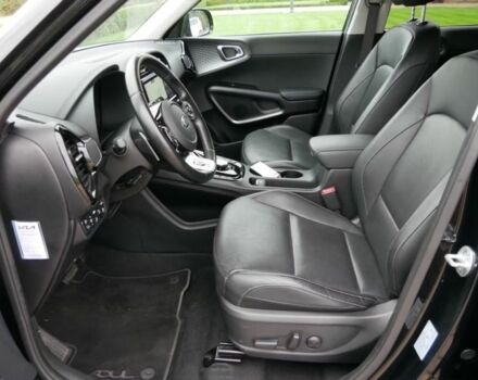 Чорний Кіа Soul, об'ємом двигуна 0 л та пробігом 74 тис. км за 17467 $, фото 7 на Automoto.ua