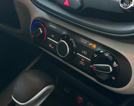 Черный Киа Soul, объемом двигателя 2 л и пробегом 50 тыс. км за 15990 $, фото 25 на Automoto.ua