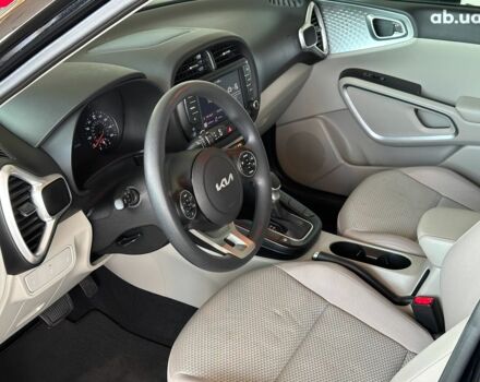 Черный Киа Soul, объемом двигателя 2 л и пробегом 50 тыс. км за 15990 $, фото 14 на Automoto.ua