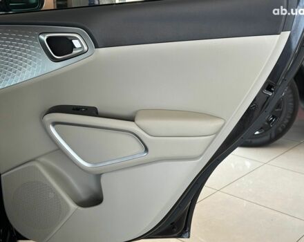 Черный Киа Soul, объемом двигателя 2 л и пробегом 50 тыс. км за 15990 $, фото 18 на Automoto.ua