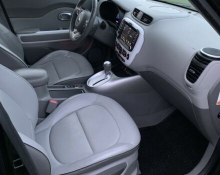 Чорний Кіа Soul, об'ємом двигуна 0 л та пробігом 44 тис. км за 8200 $, фото 5 на Automoto.ua