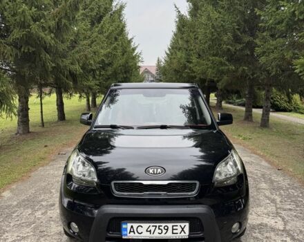 Черный Киа Soul, объемом двигателя 1.6 л и пробегом 290 тыс. км за 8200 $, фото 2 на Automoto.ua