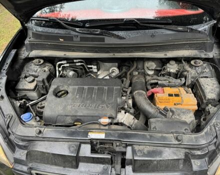 Черный Киа Soul, объемом двигателя 1.6 л и пробегом 290 тыс. км за 8200 $, фото 7 на Automoto.ua