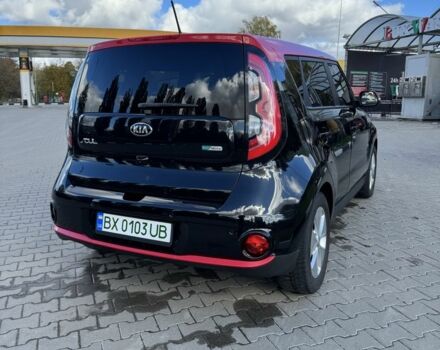 Чорний Кіа Soul, об'ємом двигуна 0 л та пробігом 111 тис. км за 7500 $, фото 2 на Automoto.ua