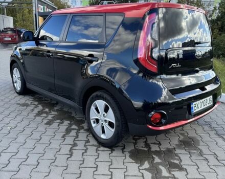 Чорний Кіа Soul, об'ємом двигуна 0 л та пробігом 111 тис. км за 7500 $, фото 4 на Automoto.ua