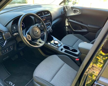 Чорний Кіа Soul, об'ємом двигуна 0 л та пробігом 79 тис. км за 18899 $, фото 7 на Automoto.ua