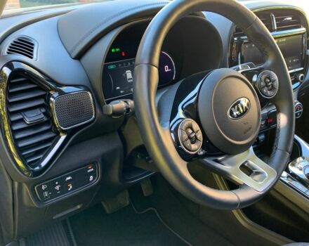 Чорний Кіа Soul, об'ємом двигуна 0 л та пробігом 79 тис. км за 18899 $, фото 8 на Automoto.ua