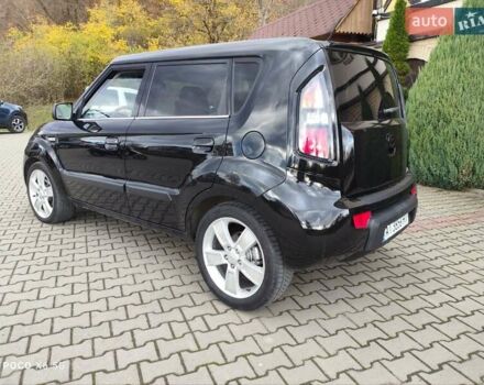 Черный Киа Soul, объемом двигателя 1.58 л и пробегом 209 тыс. км за 7000 $, фото 9 на Automoto.ua