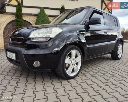 Черный Киа Soul, объемом двигателя 1.58 л и пробегом 209 тыс. км за 7000 $, фото 6 на Automoto.ua