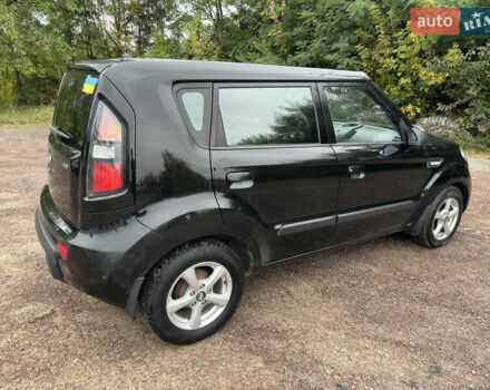 Чорний Кіа Soul, об'ємом двигуна 1.6 л та пробігом 243 тис. км за 5199 $, фото 5 на Automoto.ua