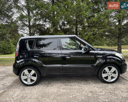 Черный Киа Soul, объемом двигателя 1.6 л и пробегом 290 тыс. км за 8100 $, фото 8 на Automoto.ua