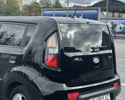 Черный Киа Soul, объемом двигателя 1.6 л и пробегом 279 тыс. км за 7700 $, фото 7 на Automoto.ua