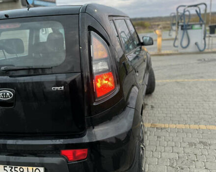Чорний Кіа Soul, об'ємом двигуна 1.6 л та пробігом 300 тис. км за 5700 $, фото 4 на Automoto.ua