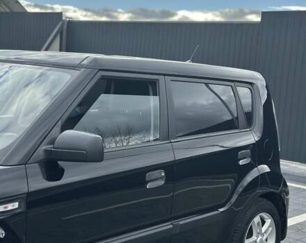 Черный Киа Soul, объемом двигателя 1.6 л и пробегом 279 тыс. км за 7700 $, фото 8 на Automoto.ua