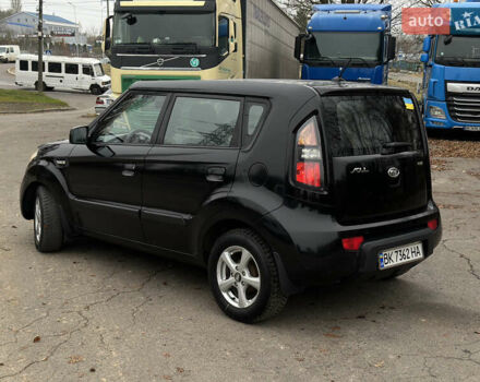 Черный Киа Soul, объемом двигателя 1.6 л и пробегом 243 тыс. км за 5150 $, фото 3 на Automoto.ua