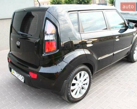Чорний Кіа Soul, об'ємом двигуна 1.59 л та пробігом 216 тис. км за 6300 $, фото 9 на Automoto.ua