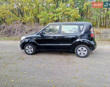 Черный Киа Soul, объемом двигателя 1.59 л и пробегом 168 тыс. км за 6000 $, фото 2 на Automoto.ua