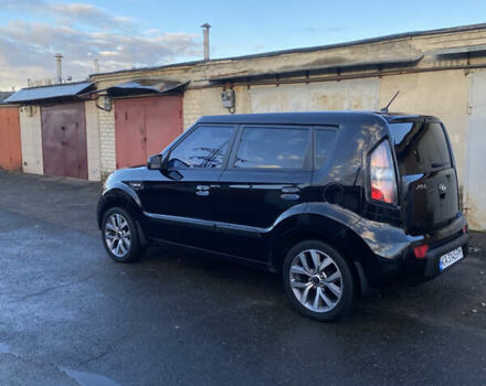 Черный Киа Soul, объемом двигателя 1.6 л и пробегом 124 тыс. км за 7200 $, фото 5 на Automoto.ua