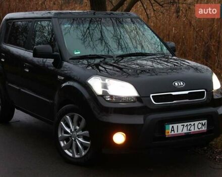 Черный Киа Soul, объемом двигателя 1.59 л и пробегом 217 тыс. км за 6444 $, фото 5 на Automoto.ua