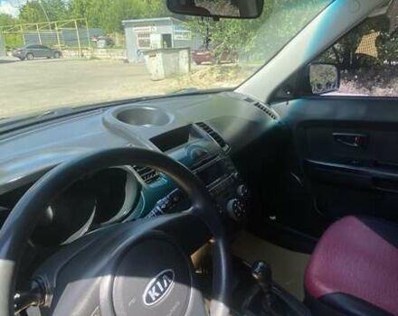 Черный Киа Soul, объемом двигателя 1.6 л и пробегом 233 тыс. км за 5999 $, фото 7 на Automoto.ua
