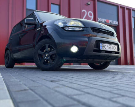 Черный Киа Soul, объемом двигателя 1.59 л и пробегом 213 тыс. км за 7500 $, фото 1 на Automoto.ua