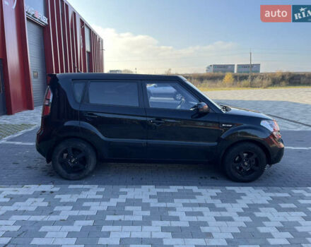 Черный Киа Soul, объемом двигателя 1.59 л и пробегом 213 тыс. км за 7500 $, фото 11 на Automoto.ua