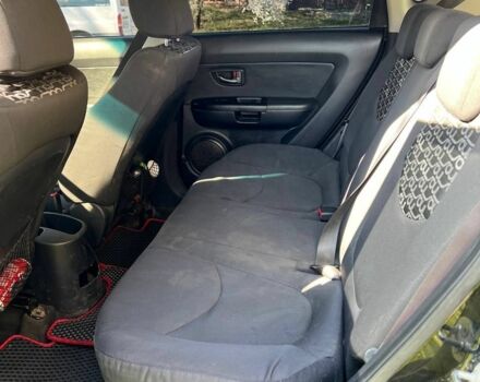 Киа Soul 2011 в Тлумаче на Automoto.ua Черный Киа Soul, объемом двигателя 1.6 л и пробегом 180 тыс. км за 5500 $, фото 3 на Automoto.ua