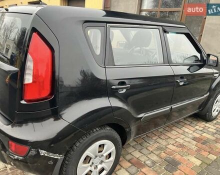 Черный Киа Soul, объемом двигателя 1.59 л и пробегом 350 тыс. км за 5700 $, фото 3 на Automoto.ua