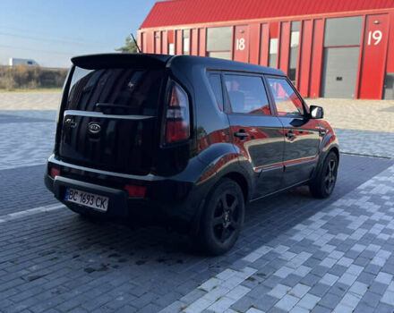 Черный Киа Soul, объемом двигателя 1.59 л и пробегом 213 тыс. км за 7500 $, фото 12 на Automoto.ua