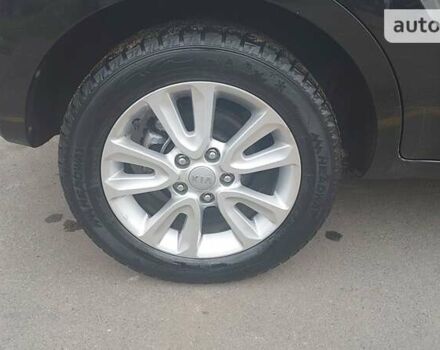 Чорний Кіа Soul, об'ємом двигуна 1.6 л та пробігом 200 тис. км за 9500 $, фото 9 на Automoto.ua