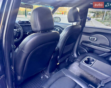 Черный Киа Soul, объемом двигателя 2 л и пробегом 190 тыс. км за 9700 $, фото 59 на Automoto.ua